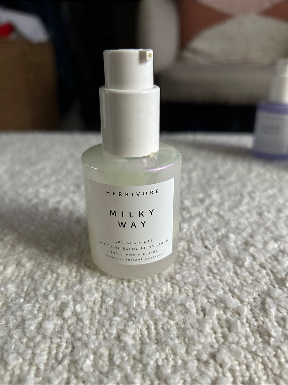 Milky Way Soothing Exfoliating Serum – White
